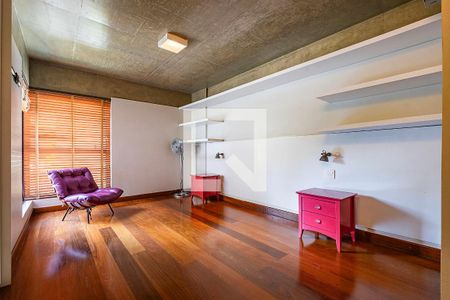 Suíte de apartamento à venda com 2 quartos, 142m² em Pinheiros, São Paulo