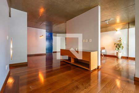 Sala de apartamento à venda com 2 quartos, 142m² em Pinheiros, São Paulo