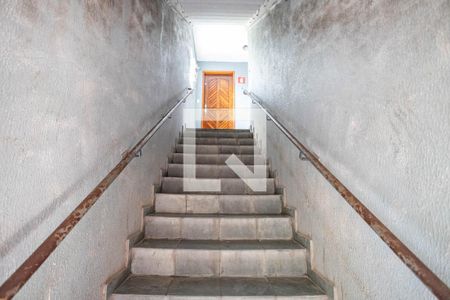 Escada de apartamento à venda com 2 quartos, 46m² em Conceição, Diadema