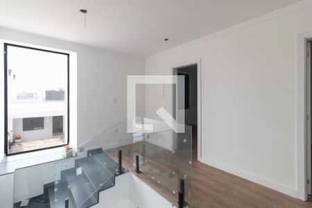 Corredor de casa de condomínio à venda com 3 quartos, 158m² em Aberta dos Morros, Porto Alegre