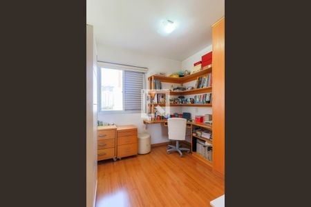 Quarto 1 de apartamento à venda com 3 quartos, 80m² em Vila Congonhas, São Paulo