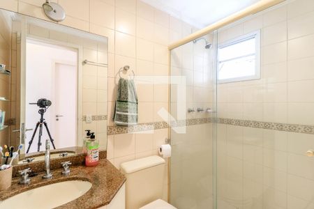 Banheiro de apartamento para alugar com 3 quartos, 86m² em Vila Congonhas, São Paulo