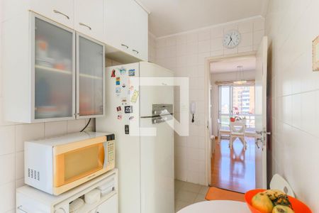 Cozinha de apartamento para alugar com 3 quartos, 86m² em Vila Congonhas, São Paulo