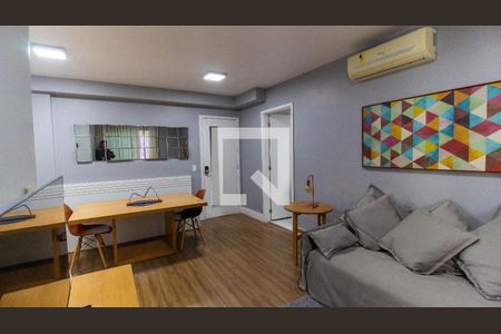 Sala de apartamento à venda com 2 quartos, 75m² em Icaraí, Niterói