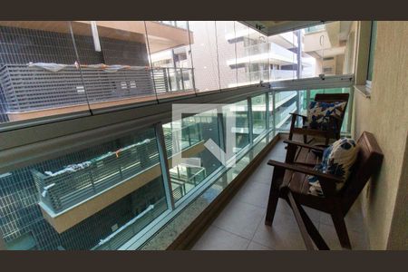 Sala de apartamento à venda com 2 quartos, 75m² em Icaraí, Niterói