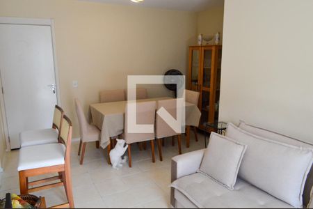Sala de apartamento para alugar com 2 quartos, 64m² em Jacarepaguá, Rio de Janeiro