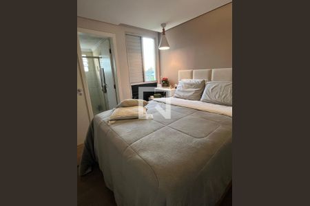 Suíte de apartamento à venda com 3 quartos, 132m² em Vila Suzana, São Paulo