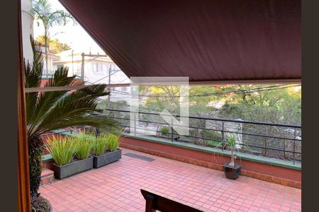 Casa à venda com 4 quartos, 450m² em Jardim Panorama, São Paulo