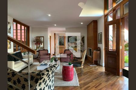 Casa à venda com 4 quartos, 450m² em Jardim Panorama, São Paulo