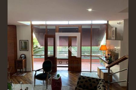 Casa à venda com 4 quartos, 450m² em Jardim Panorama, São Paulo