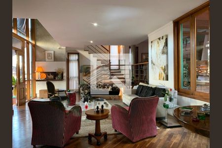 Casa à venda com 4 quartos, 450m² em Jardim Panorama, São Paulo