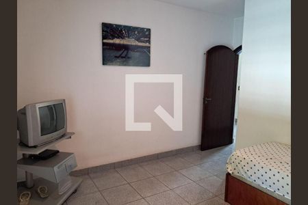 Casa à venda com 3 quartos, 252m² em Jardim Marek, Santo André