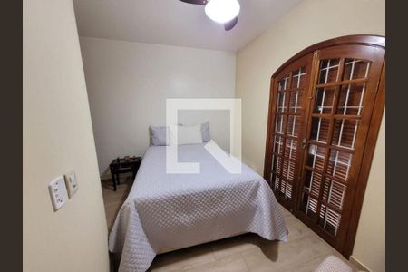 Casa à venda com 4 quartos, 112m² em Vila Gumercindo, São Paulo