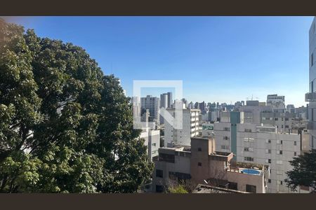 Vista de apartamento à venda com 4 quartos, 150m² em Cruzeiro, Belo Horizonte