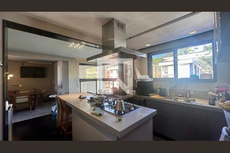 Cozinha de apartamento à venda com 4 quartos, 150m² em Cruzeiro, Belo Horizonte
