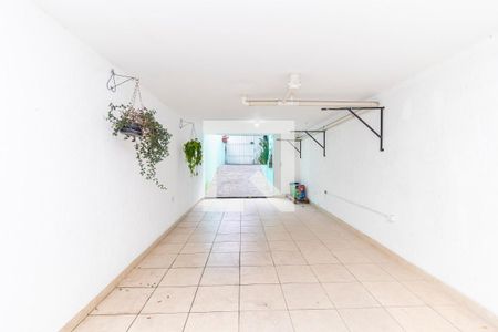 Garagem de casa à venda com 2 quartos, 111m² em Cidade Líder, São Paulo