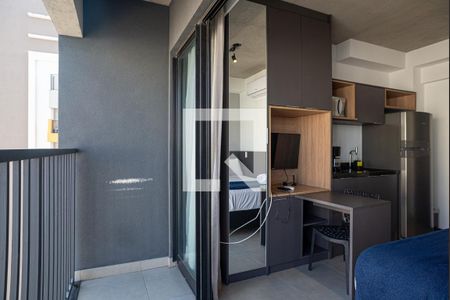 Varanda da Sala/Quarto de kitnet/studio à venda com 1 quarto, 18m² em Bela Vista, São Paulo