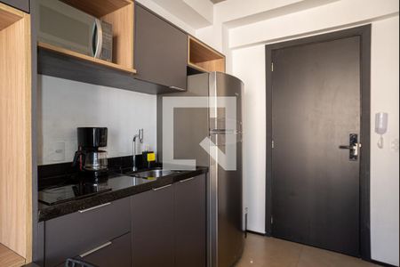 Cozinha de kitnet/studio para alugar com 1 quarto, 18m² em Bela Vista, São Paulo