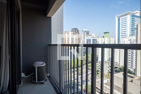 Varanda da Sala/Quarto de kitnet/studio à venda com 1 quarto, 18m² em Bela Vista, São Paulo