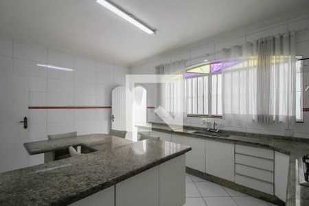 Cozinha de casa para alugar com 3 quartos, 200m² em Vila Zamataro, Guarulhos