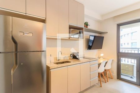 Cozinha de kitnet/studio para alugar com 1 quarto, 23m² em Jardim das Acacias, São Paulo