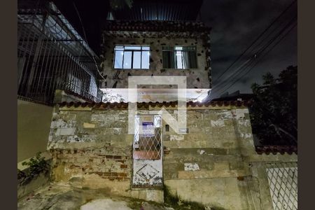 Fachada de casa à venda com 2 quartos, 190m² em Quintino Bocaiúva, Rio de Janeiro