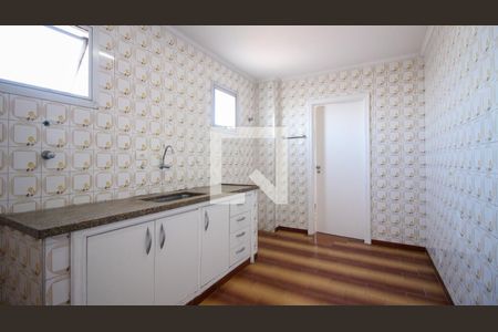 Cozinha de apartamento para alugar com 3 quartos, 100m² em Vila Celeste, São Paulo