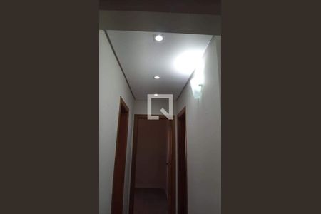 Corredor de apartamento à venda com 2 quartos, 85m² em Vila Paraiso, Campinas