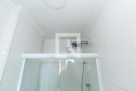 Banheiro de serviço de apartamento à venda com 2 quartos, 80m² em Vila Valqueire, Rio de Janeiro