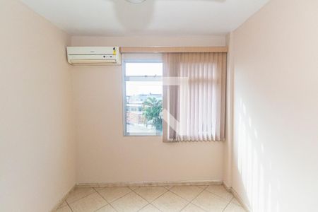 Quarto 1 de apartamento à venda com 2 quartos, 80m² em Vila Valqueire, Rio de Janeiro