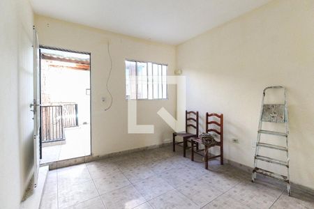 Quarto de casa para alugar com 1 quarto, 60m² em Conjunto Residencial José Bonifácio, São Paulo