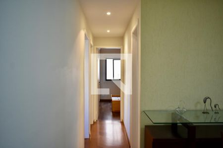 Corredor de apartamento à venda com 3 quartos, 80m² em Vila da Saúde, São Paulo