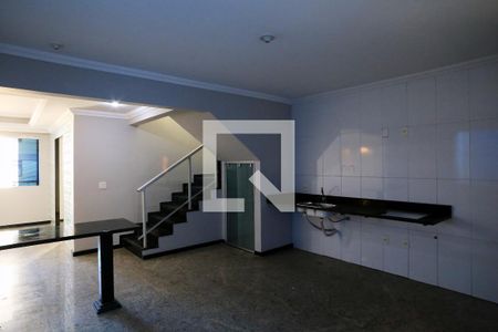 Cozinha de casa à venda com 3 quartos, 185m² em Nova Floresta, Belo Horizonte