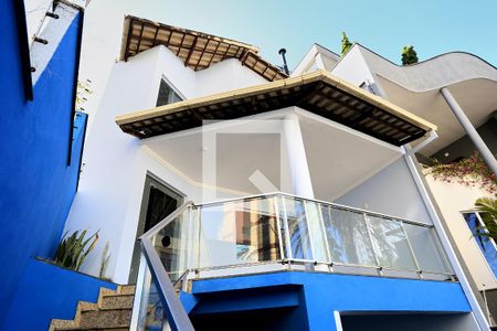 Entrada de casa à venda com 3 quartos, 185m² em Nova Floresta, Belo Horizonte