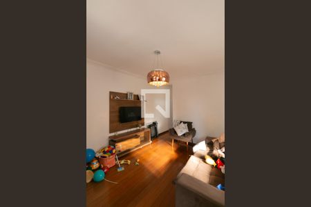 Sala de casa à venda com 3 quartos, 180m² em Santa Amelia, Belo Horizonte