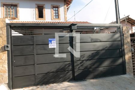 Placa de casa à venda com 3 quartos, 180m² em Santa Amelia, Belo Horizonte