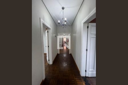 Corredor de casa à venda com 6 quartos, 400m² em Centro, Belo Horizonte