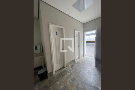 Banheiro de casa à venda com 6 quartos, 400m² em Centro, Belo Horizonte