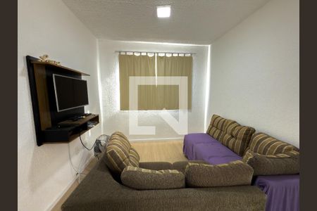 Sala de apartamento para alugar com 2 quartos, 45m² em Brás de Pina, Rio de Janeiro