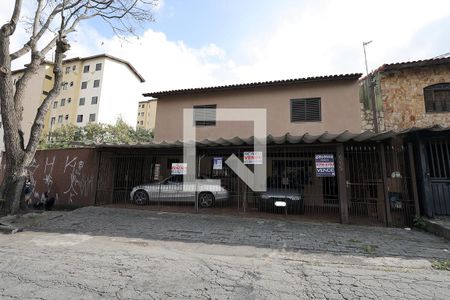 Fachada de casa à venda com 2 quartos, 154m² em Vila Alto de Santo Andre, Santo André