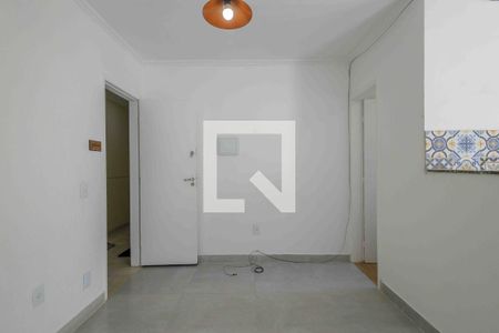 Sala de kitnet/studio para alugar com 1 quarto, 30m² em Recreio dos Bandeirantes, Rio de Janeiro