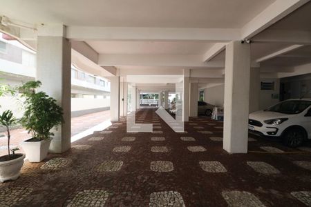 Garagem de apartamento para alugar com 3 quartos, 126m² em Tortuga, Guarujá