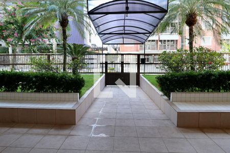 Fachada de apartamento para alugar com 3 quartos, 126m² em Tortuga, Guarujá