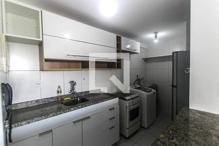 Cozinha de apartamento para alugar com 1 quarto, 53m² em Stiep, Salvador