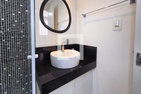 Banheiro - Suíte de apartamento à venda com 3 quartos, 58m² em Bairro dos Casa, São Bernardo do Campo