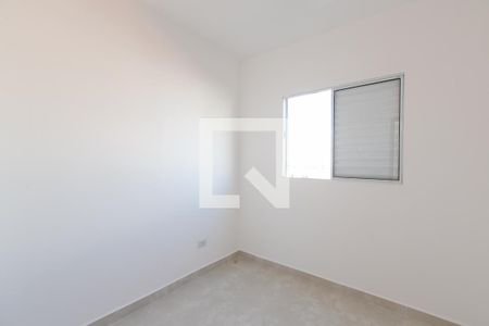 Quarto 2 de apartamento para alugar com 2 quartos, 49m² em Cidade Líder, São Paulo