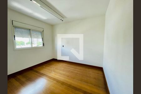 Foto 11 de apartamento à venda com 3 quartos, 215m² em Sumaré, São Paulo