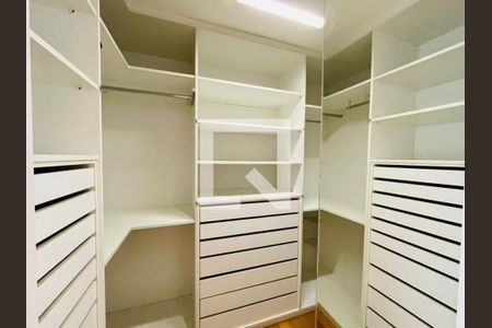 Foto 22 de apartamento à venda com 3 quartos, 215m² em Sumaré, São Paulo