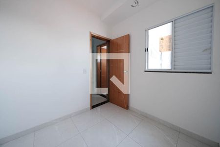 Quarto 2 de apartamento para alugar com 2 quartos, 40m² em Jardim Nordeste, São Paulo