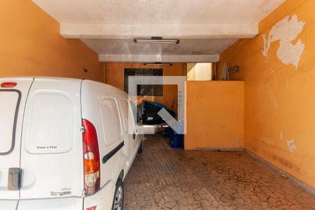 Garagem de casa à venda com 2 quartos, 220m² em Vila Prudente, São Paulo